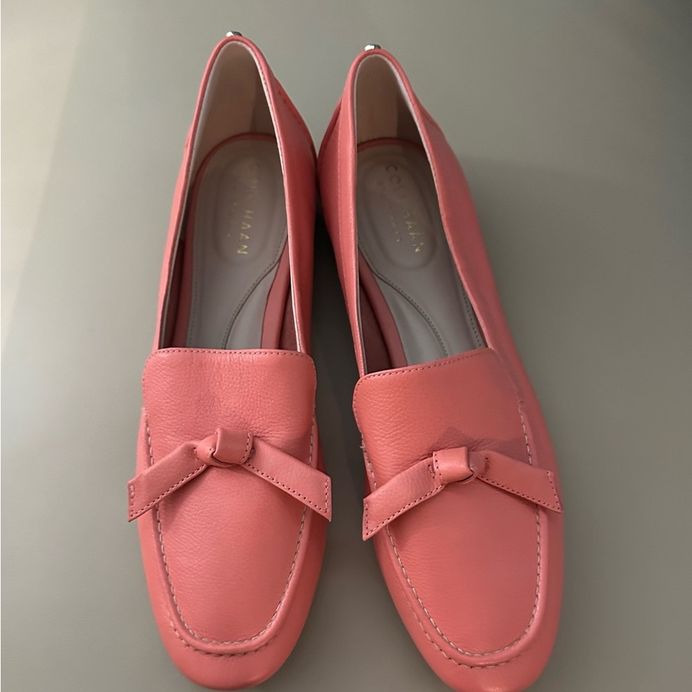 Cole Haan Leather “ Caddie Bow “ Loafer